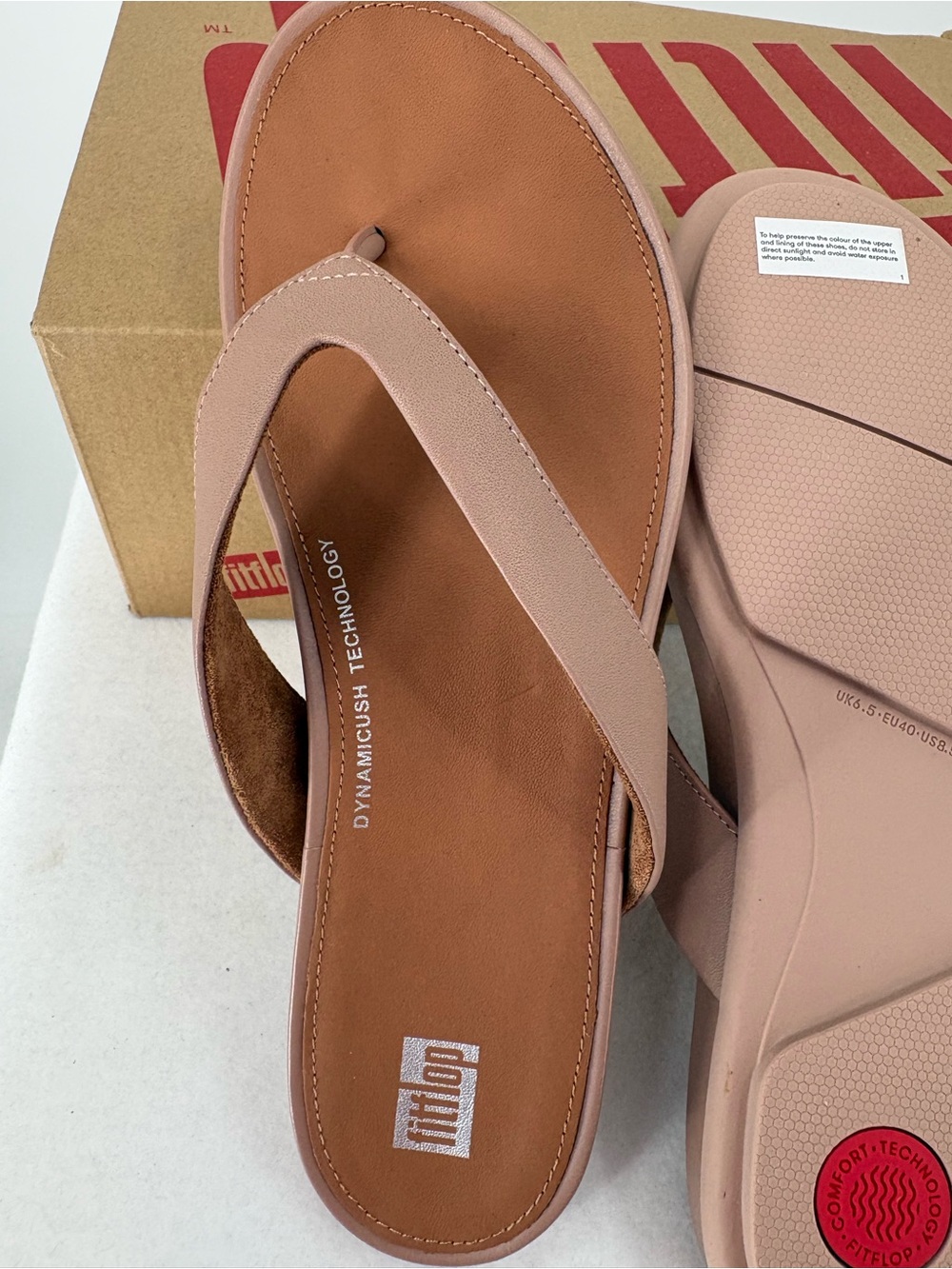 FitFlop Gracie Flip-Flops - Leather Beige 8.5 - Picture 2 of 5